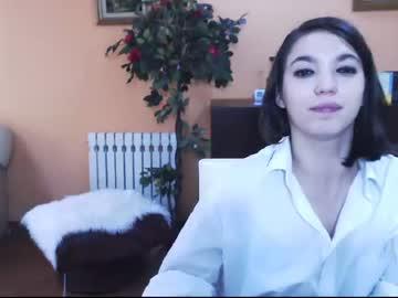 larastorm00 chaturbate