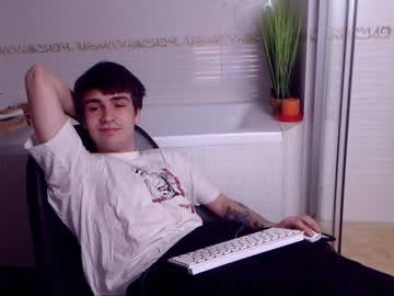 larry_cute chaturbate