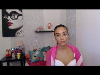 LatinaSissy bongacams