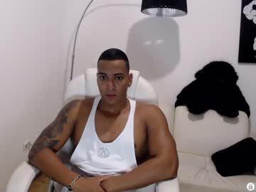 latin_fit22 chaturbate