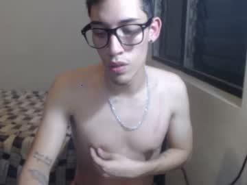 latinsexychris chaturbate