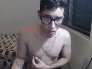 latinsexychris chaturbate