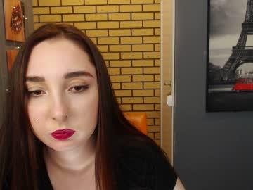 laura_boe chaturbate