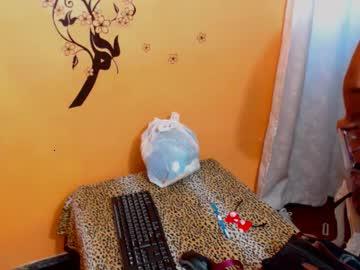 laura_hot03 chaturbate