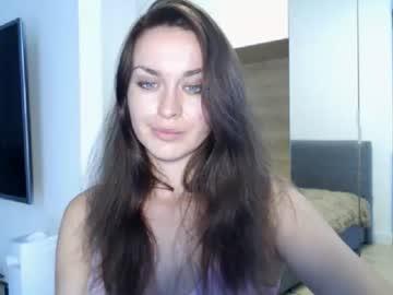 laura_kitty23 chaturbate