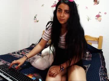 little_sara2 chaturbate