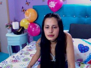 littlefoxy-77 bongacams