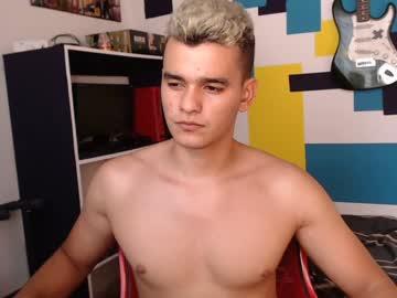 loganhot22 chaturbate