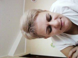 Lyalechka29 bongacams