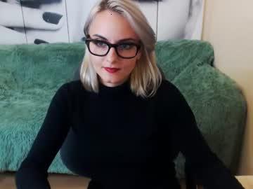 madelinacowp chaturbate