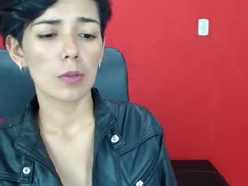 mallmolly chaturbate