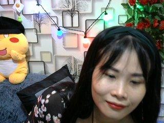 Mandy-Stroong bongacams