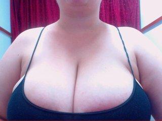 MEGA-TETAS bongacams