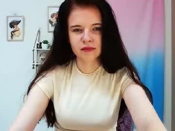 melina_strawberry chaturbate