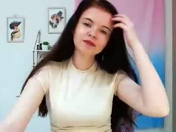 melina_strawberry chaturbate