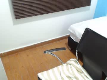 milla_farrow_ chaturbate