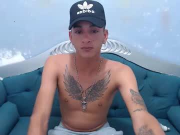 moysveryhotxxx chaturbate