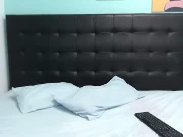 nahomy_sweet18 chaturbate