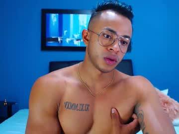 nick_mills19 chaturbate