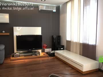 nika_lodge chaturbate