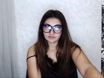 nikoll_19 chaturbate