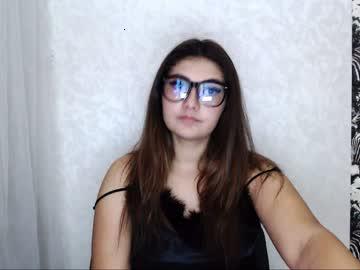 nikoll_19 chaturbate