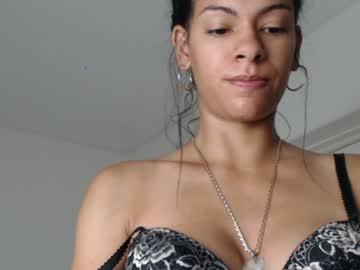 playwithalinamore chaturbate