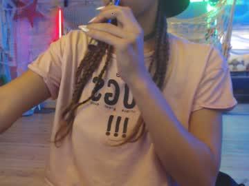 pythoness_99 chaturbate