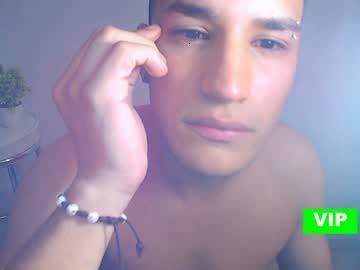 ray_brandon chaturbate