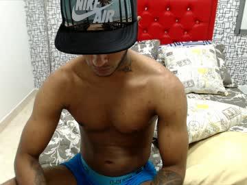 santiiu3584 chaturbate