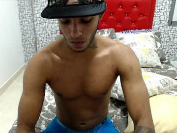 santiiu3584 chaturbate