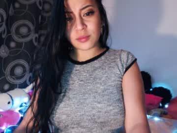 sara_cherry_ chaturbate