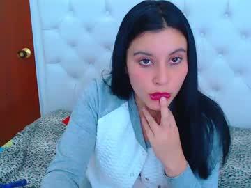 sara_pindter chaturbate