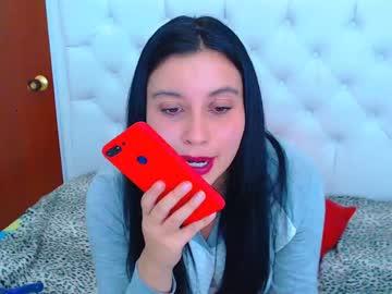 sara_pindter chaturbate