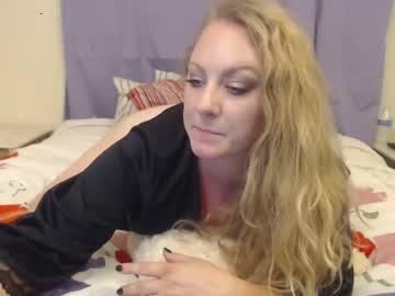 savannahleigh chaturbate