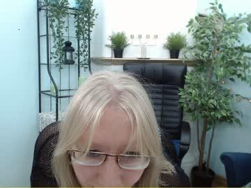 sharon_lil chaturbate