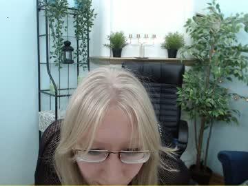 sharon_lil chaturbate