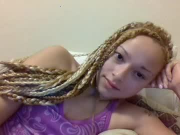 shewolfe24 chaturbate