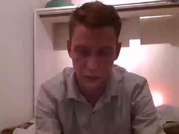 sillytinywilly chaturbate