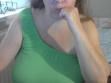 sweetboobs85h chaturbate