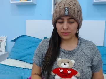 sweetsara21 chaturbate