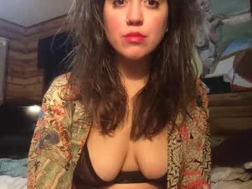 tallglassofwater17 chaturbate