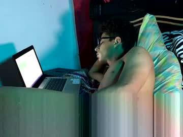 thekikemaster chaturbate