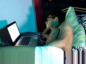 thekikemaster chaturbate