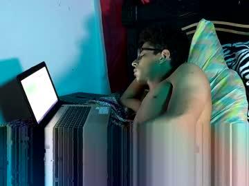 thekikemaster chaturbate