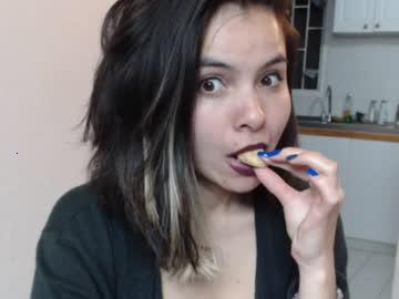 tiny_caroline chaturbate