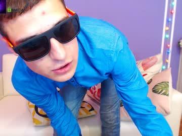 tom_huan chaturbate