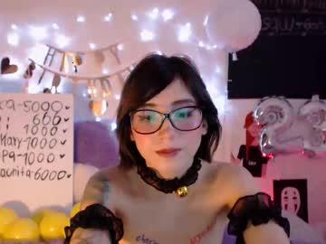 valkitty_mont chaturbate