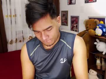 versatileasiancummerxxx chaturbate