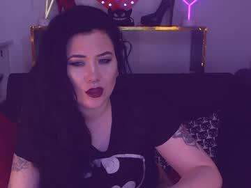 wickedxqueen chaturbate